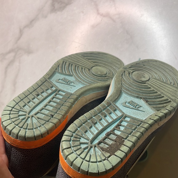 Nike Women’s Dunk Sky High Premium Dark Gray Glacier Ice - Picture 8 of 8